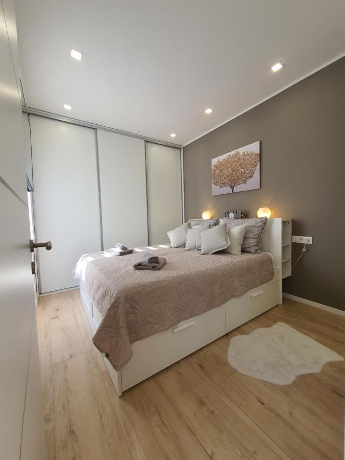 Ferienwohnung Connor Pula Exterior foto