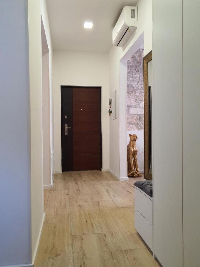 Ferienwohnung Connor Pula Exterior foto