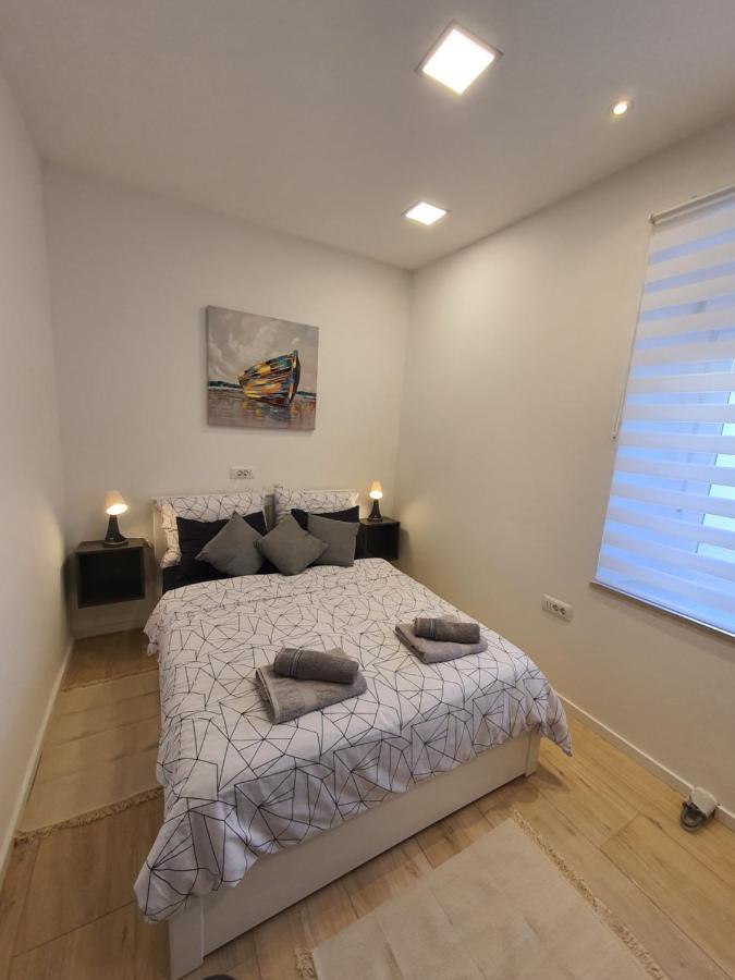 Ferienwohnung Connor Pula Exterior foto